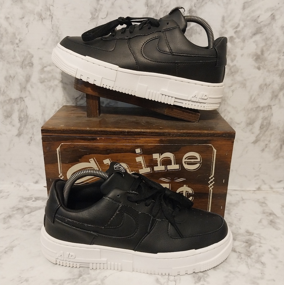 Pre-owned 2021 Nike Air Force 1 Pixel Low